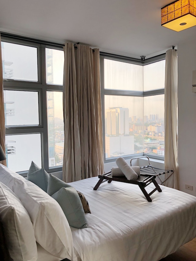 コージー パッド イン ハート オブ マカティ ハイスピード WiFi