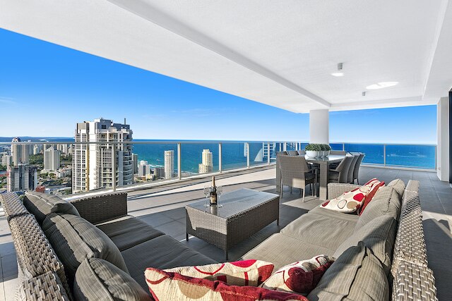 サークル オン キャビル - プライベート アパートメンツ