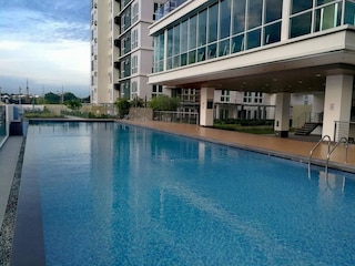 アブリーザ プレイス アパートメンツ