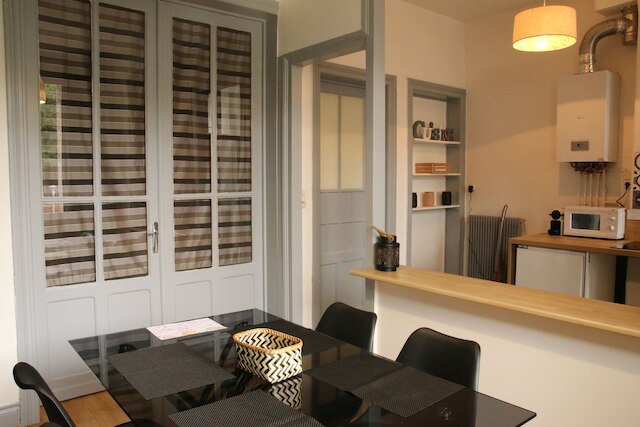 A&V アパートホテル