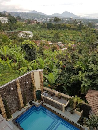 ホテル スカーレット ブキッ パカール