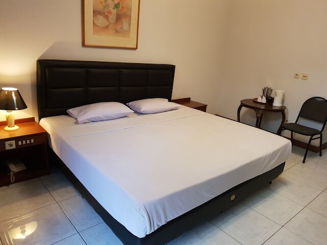 ホテル デクール バンドン