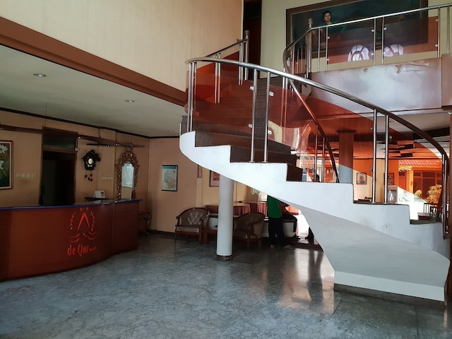 ホテル デクール バンドン