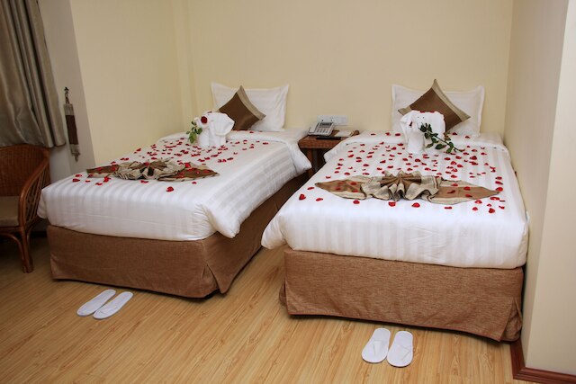 ホテル ロイヤル ローズ