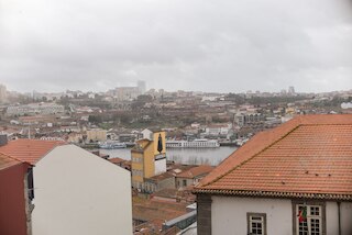 ベロモンテ リバー ビュー アパートメンツ