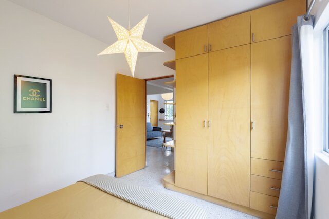 ヒップスター コンデサ フラット