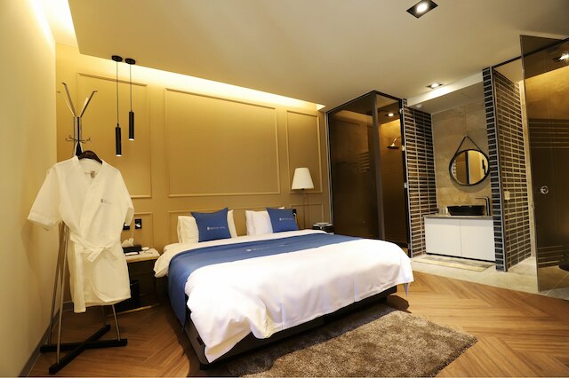 ホテル ベントレー