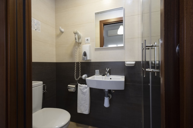 オスタル サンズ