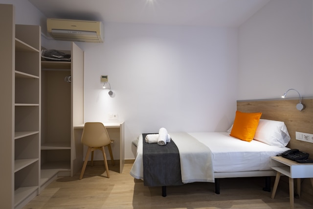 オスタル サンズ