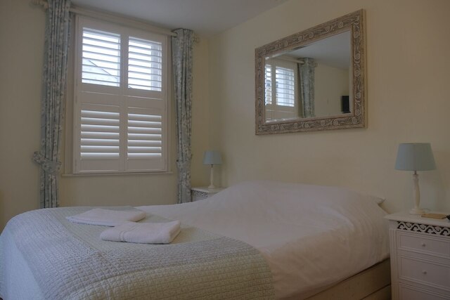 グッドイナフ ゲストハウス