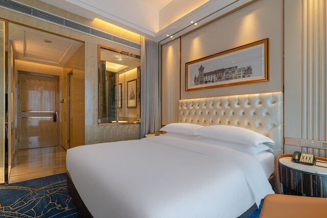 イースランド ホテル広州 (广州逸林假日酒店)