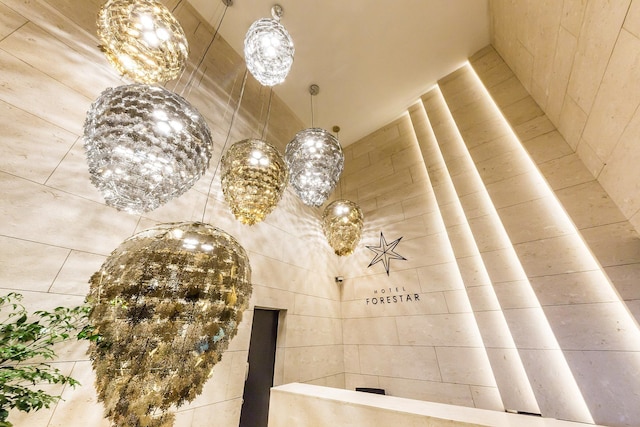 フォレスター ホテル 2