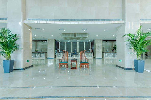 ハンドレッド ホテル (青島漢卓酒店)