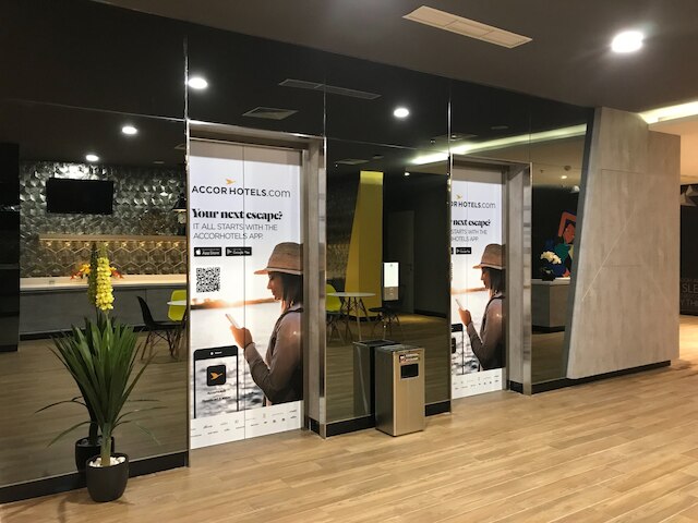 イビス バジェット スラバヤ ディポネゴロ