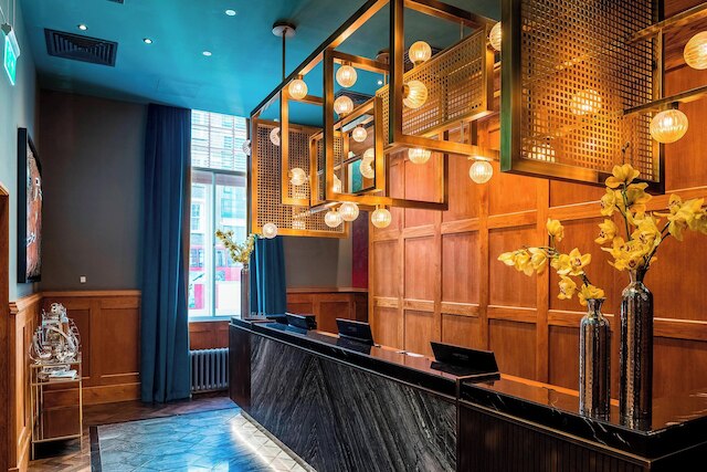 ザ ディクソン オートグラフ コレクション