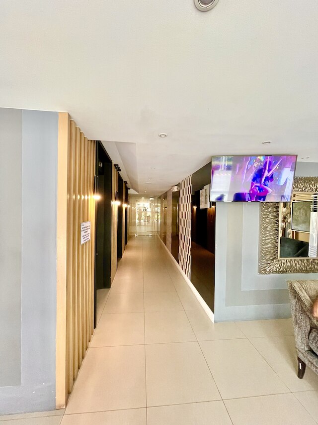 アズール アーバン リゾート バイ アダムズ クリブ