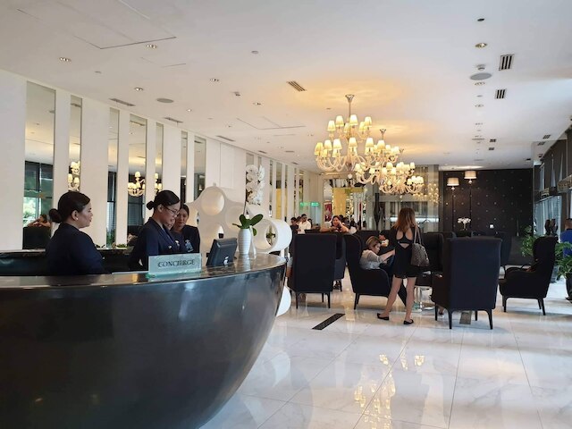 アズール アーバン リゾート バイ アダムズ クリブ