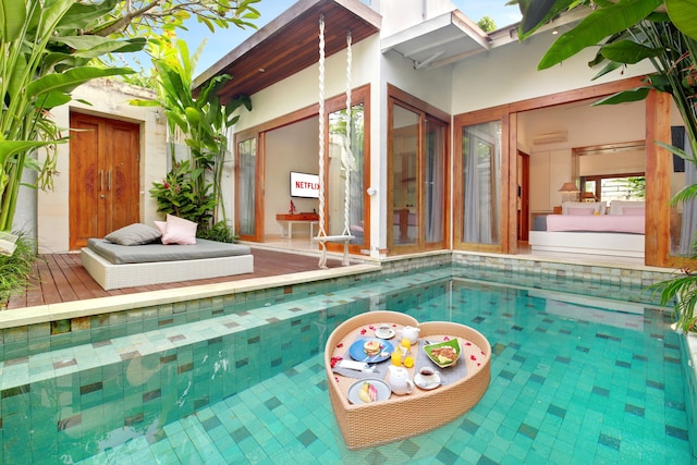 ザ ジンバラン  ヴィラ バイ イニI ヴィー ホスピタリティ