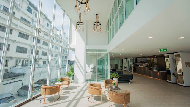 B2 ナコーン サワン プレミア ホテル