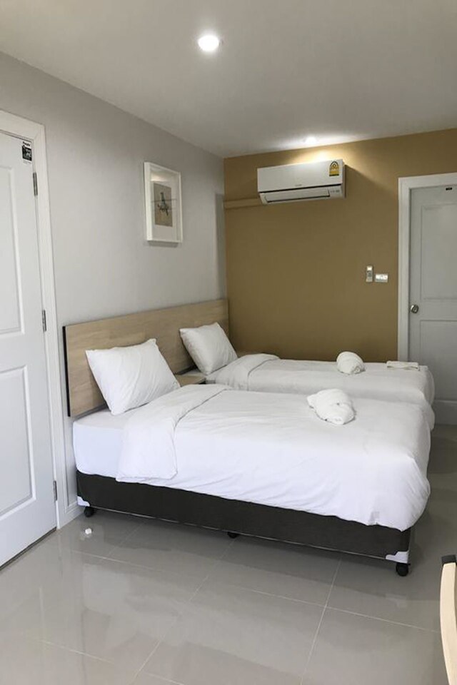 ミー アンド ツリー ヴィラ