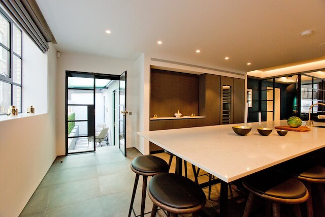 ラグジュアリー ロイヤリティー ミュウズ