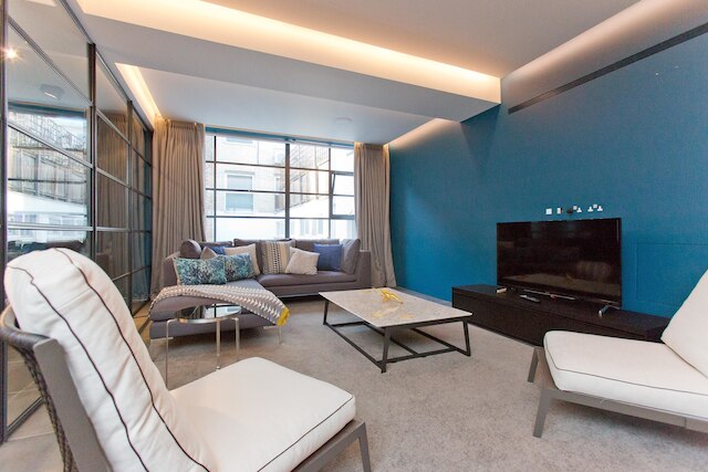 ラグジュアリー ロイヤリティー ミュウズ