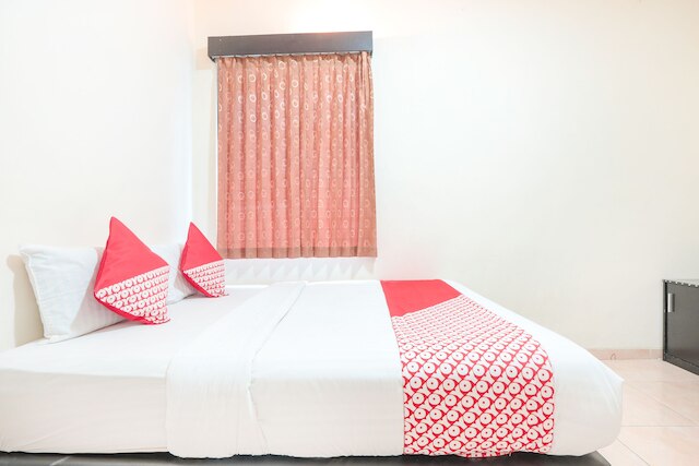 OYO 122 オキド コスト