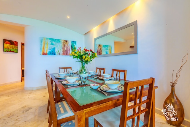 ディープ ブルー コンドズ