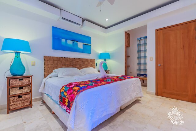 ディープ ブルー コンドズ - 301