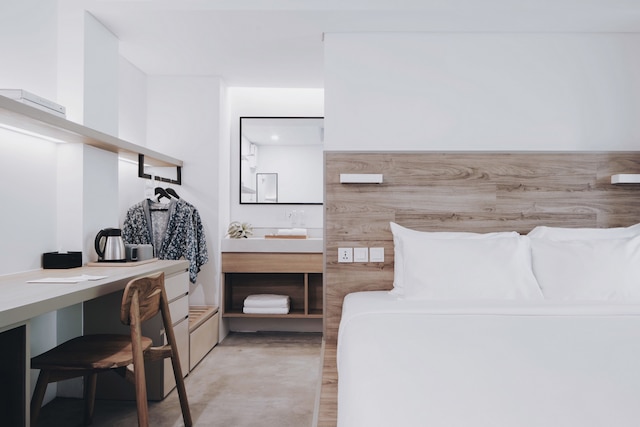 ロイズインバリ