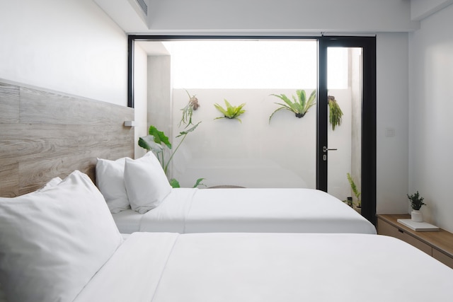 ロイズインバリ