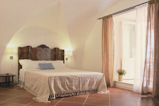 B＆B ディエトロ ラ カテドラレ