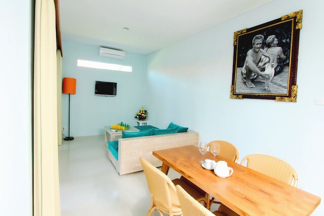 アップル スイート アパートメント