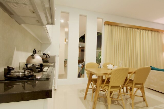 アップル スイート アパートメント