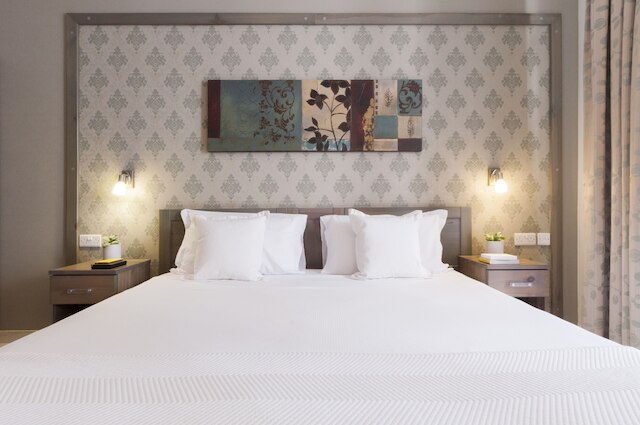 ルームズ バイ アレクサンドラ ホテル