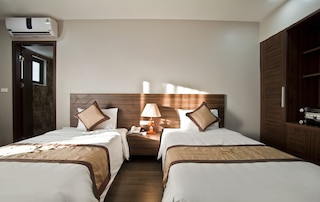 ビクター ホテル コウザイ