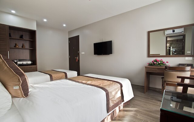 ビクター ホテル コウザイ