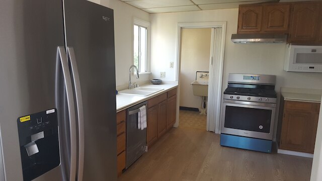 リラクシング ビバリーウッド ハウス ウィズ BBQ