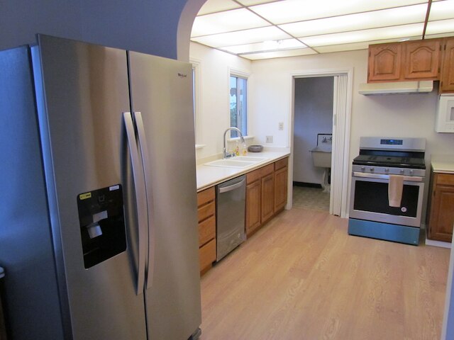 リラクシング ビバリーウッド ハウス ウィズ BBQ