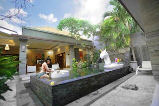 クリシュナ ヴィラズ