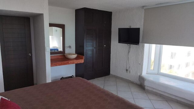 オーシャン フロント スイーツ バイ ロンデロ コンドズ