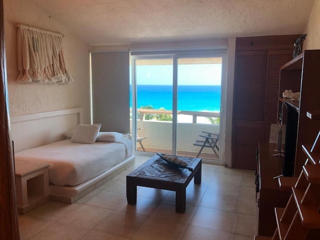 オーシャン フロント スイーツ バイ ロンデロ コンドズ