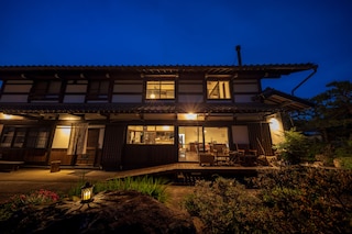 ゲストハウス & カフェ SOY