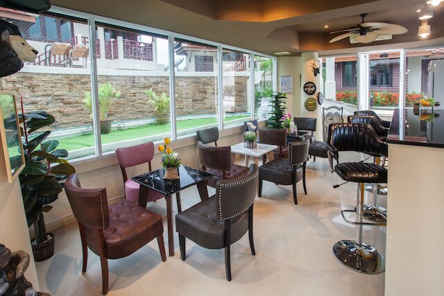 アチャワライ バイ PP