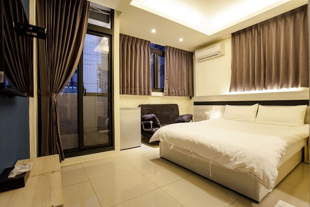 キャスト (卡司小宿)