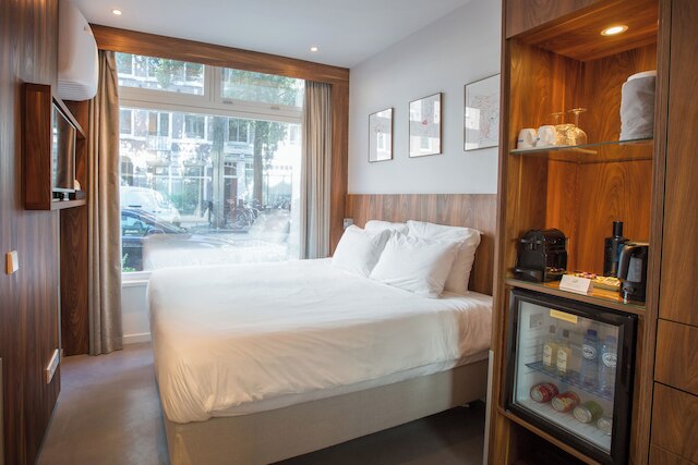 B&B ヘト カビネット