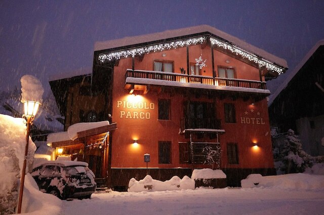 ホテル ピッコロ パルコ