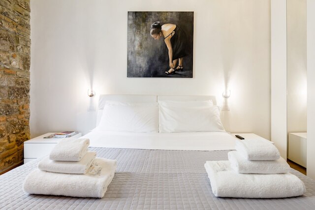 ラグジュアリー 2 ベッドルーム アパートメント ウィズ ホット Tブ - フローレンス シティ センター