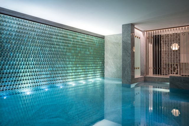 メゾン アルバー - ル モニュアルタル パレス