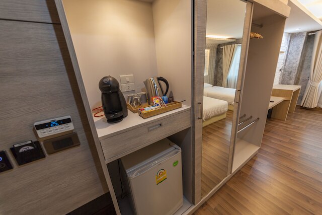 フィール ニンマン ブティック